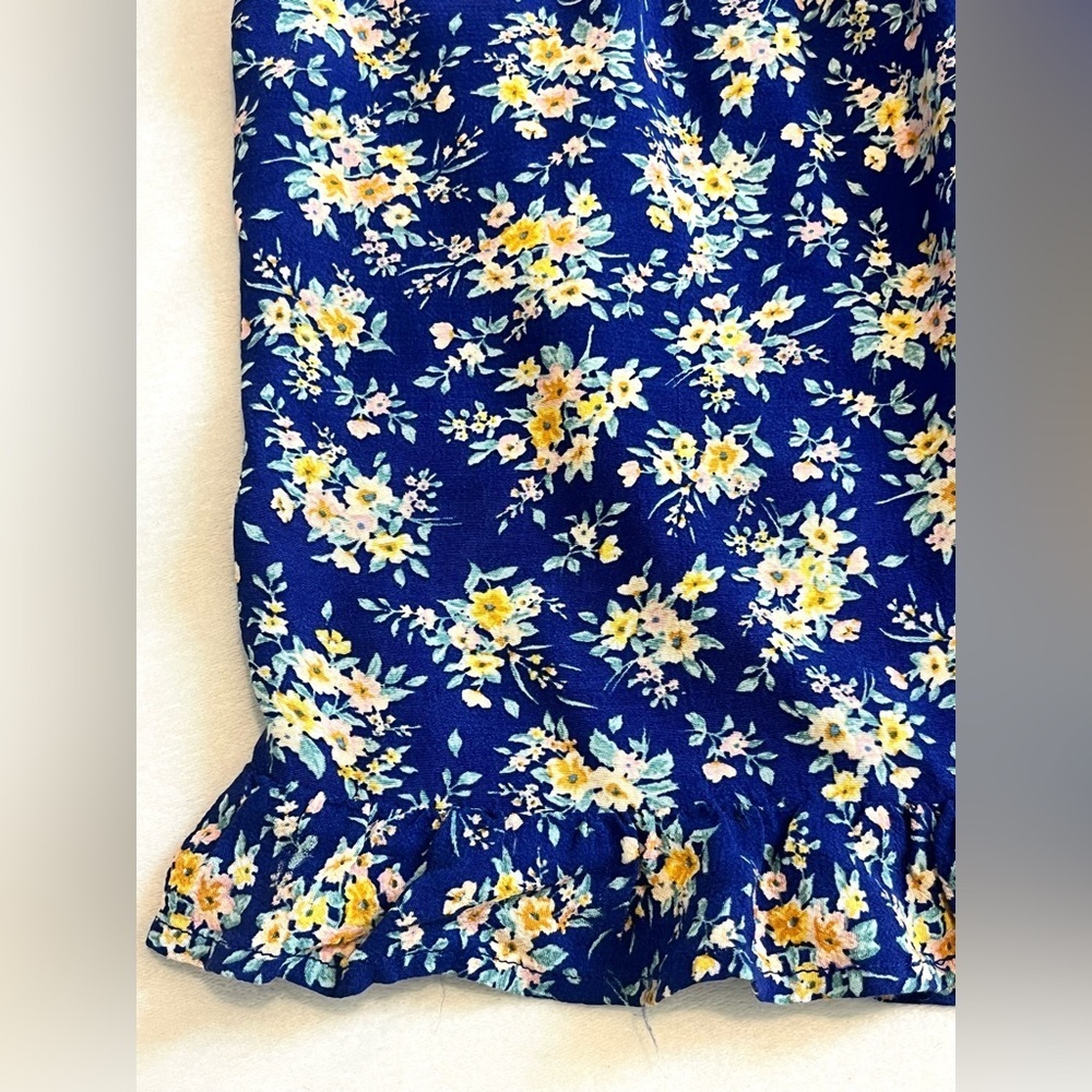American Eagle Outfitters Blue Floral Elastic Waist Ruffle Shorts Size Small - Picture 2 of 16